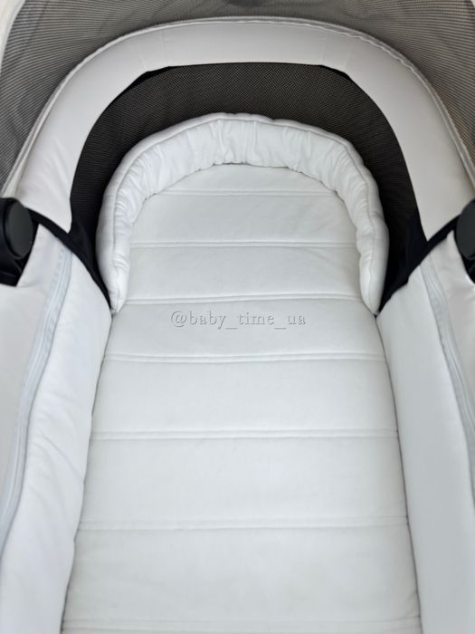 Cybex Priam 4.0 Rose Gold&Off White коляска Сайбекс Пріам 2025