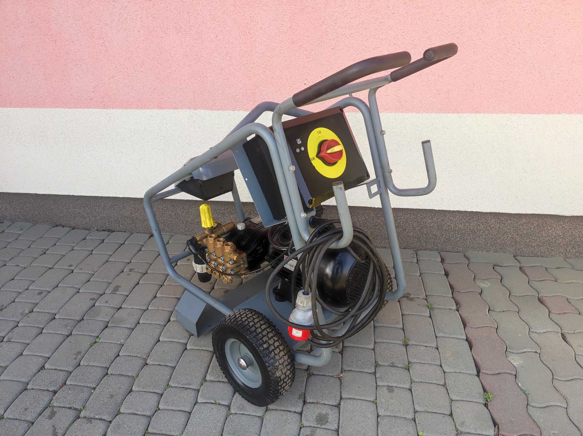 Myjka Ciśnieniowa KARCHER HD 16/15-4 CAGE