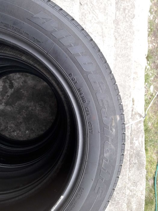 Lato Bridgestone 225/60 R18 6mm