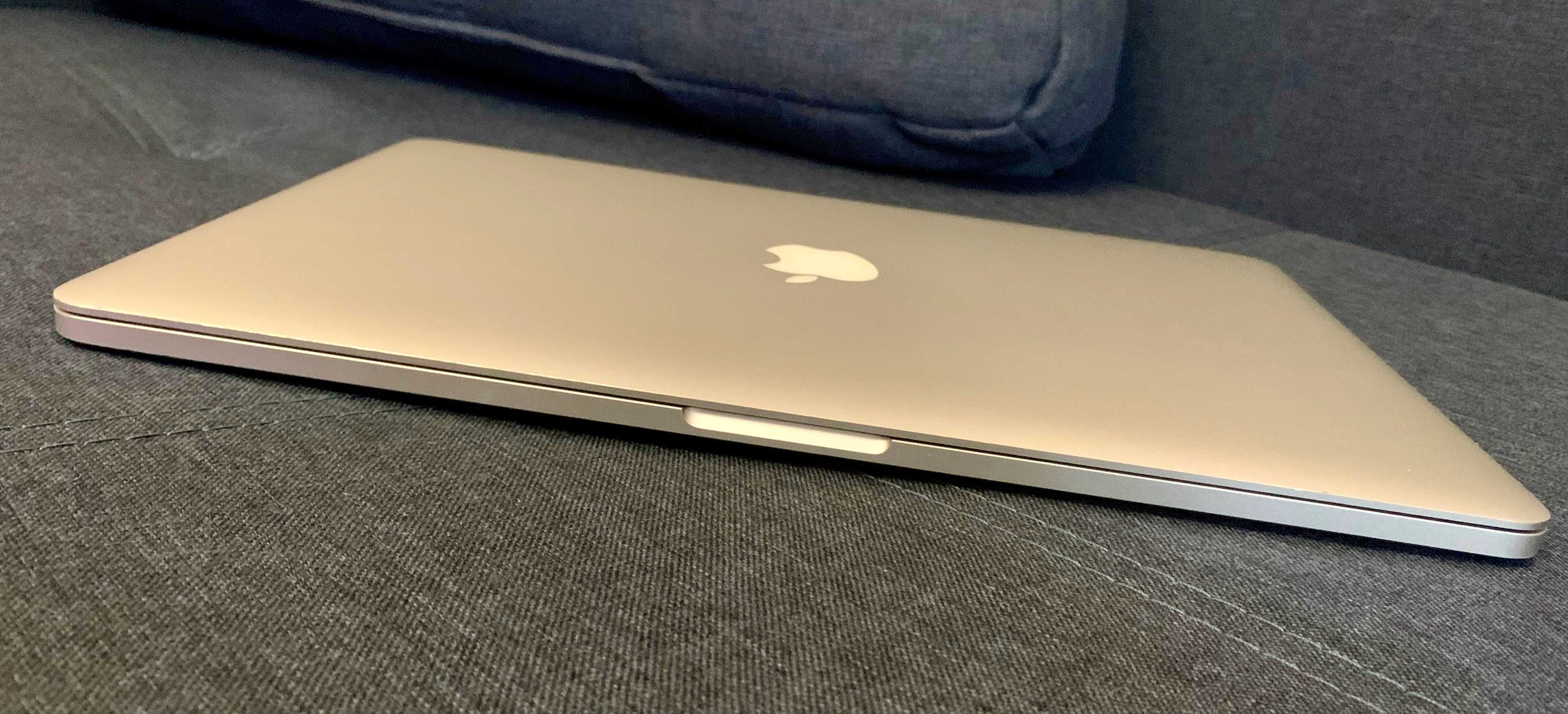 Macbook Pro 15 Retina 2012  8 / 500 повний завод комплект Батарея 100%