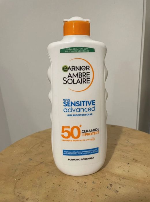 Protetor solar Ambre Solaire.