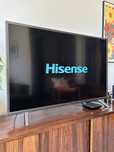 TV Hisense 43’’ bem estimada