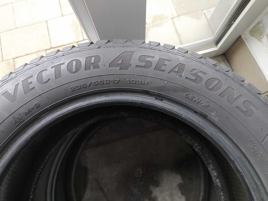4 x opona 235/55r17 Goodyear Vector G3