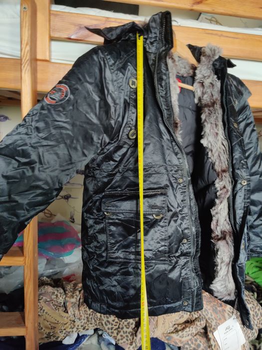 Продам курка теплая зимняя с подкладкой Китай