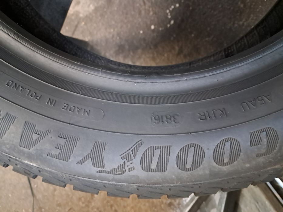 Nr 125 opona 165/70/14 zimowa M +S