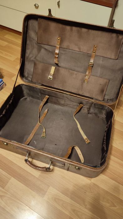 Чемодан дорожна сумка  валіза кожа легкий большой