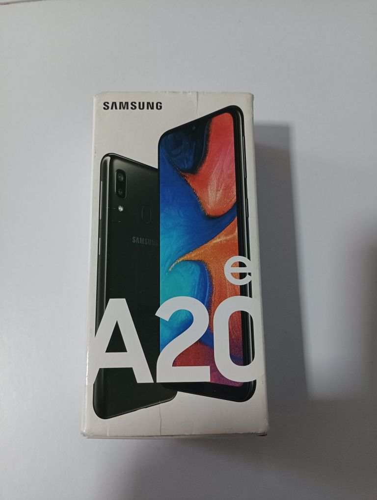 Telemóvel Samsung A20E