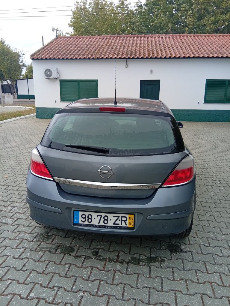 Opel Astra 1.7 CDTI 100cv