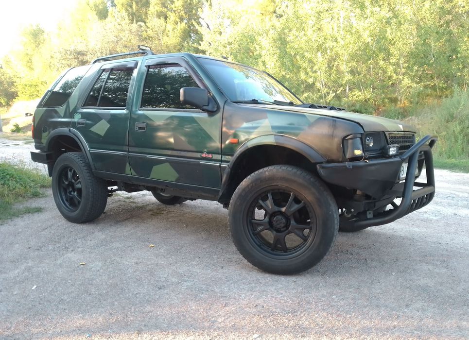 OPEL FRONTERA 4×4, 2.4 ГБО, бойова конячка