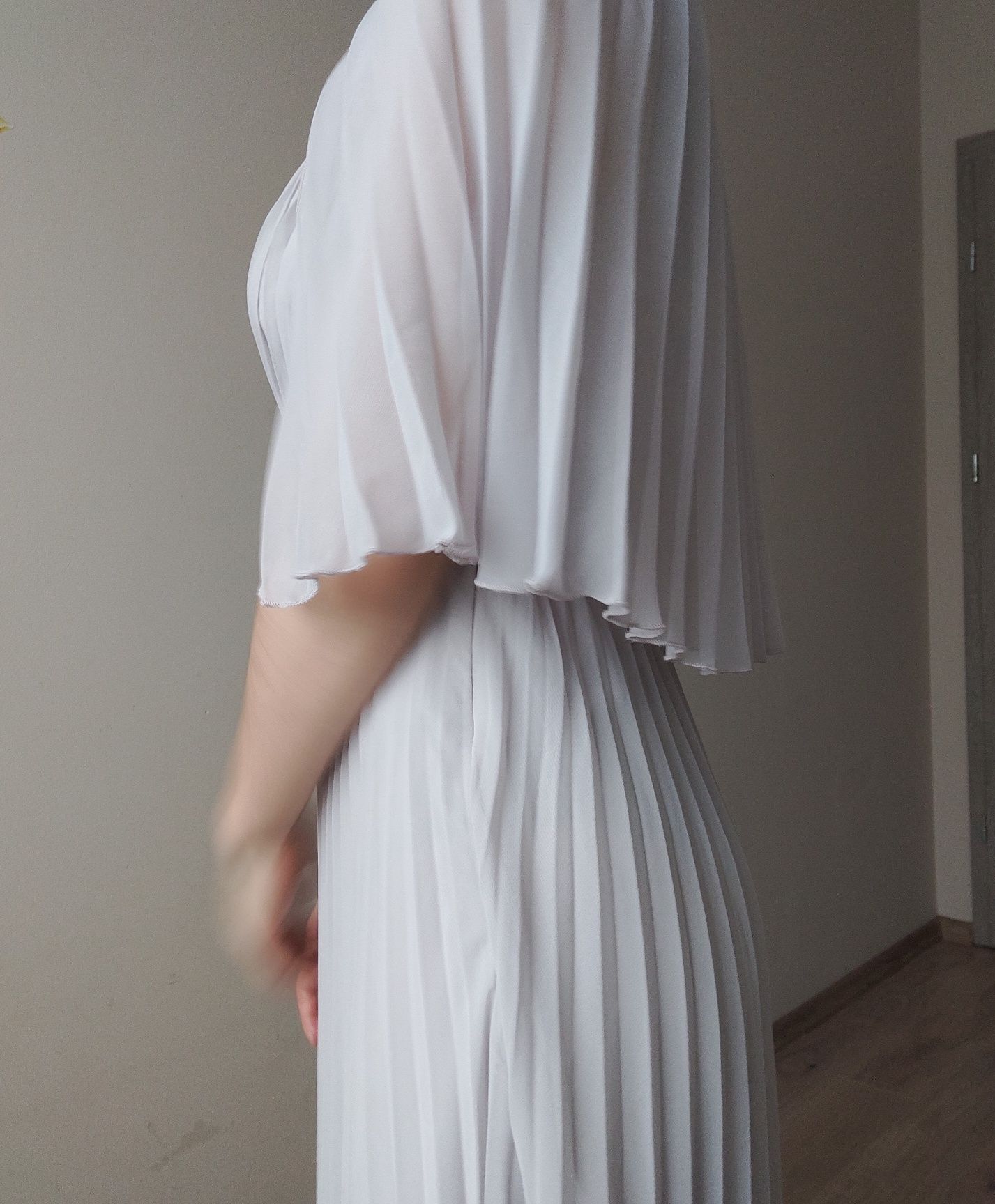Sukienka plisowana maxi