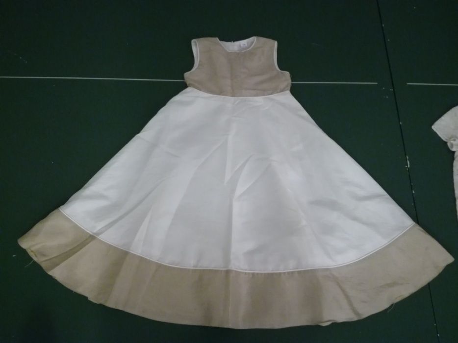 Piekna sukienka wesele komunia r. 128