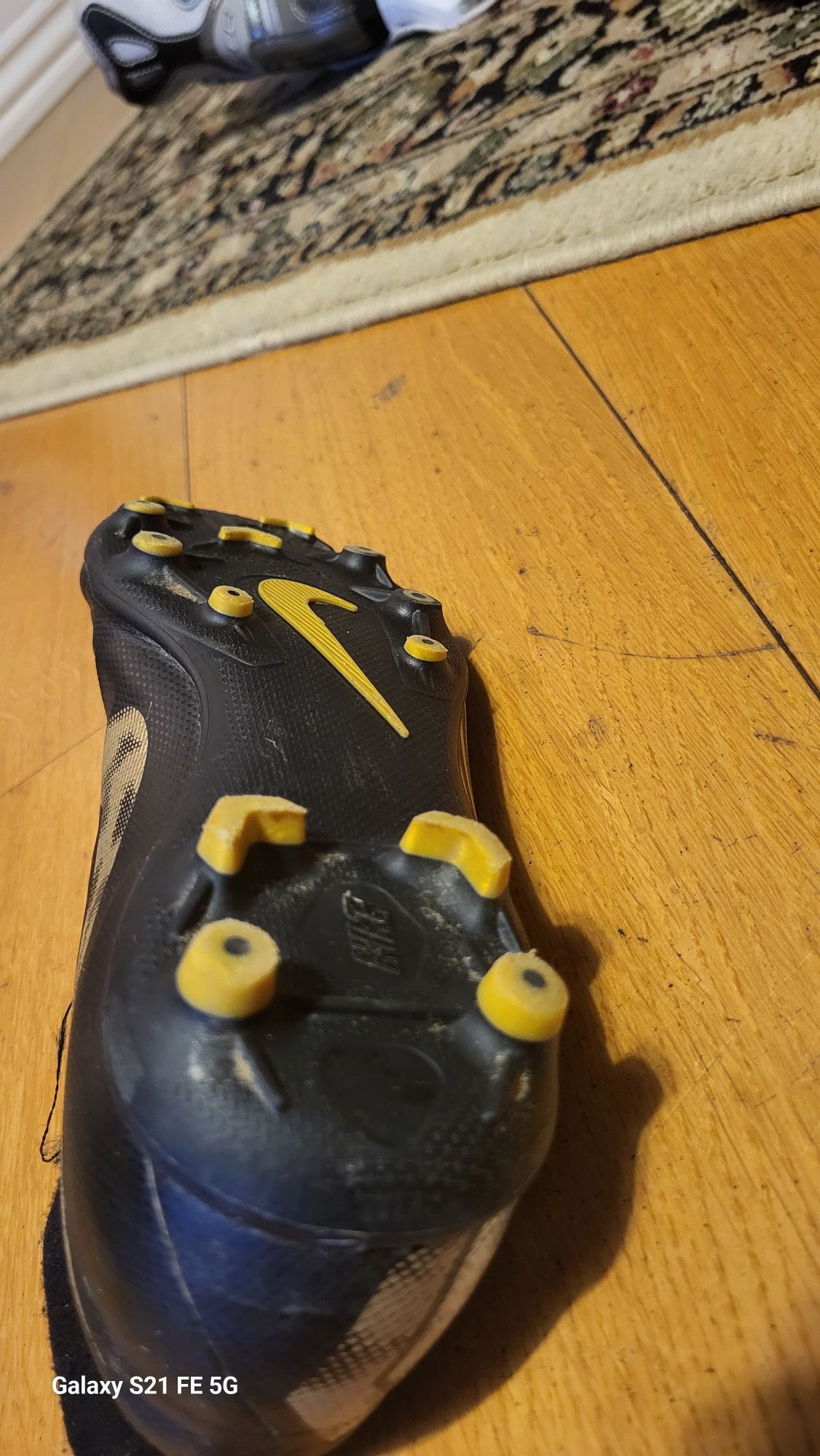 Korki nike   rozmiar  37,5.