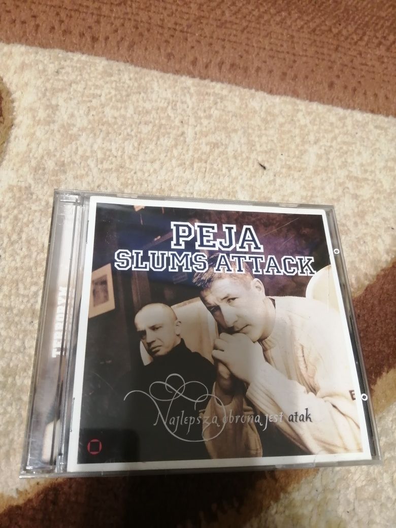 Płyta Peja Slums Attack.