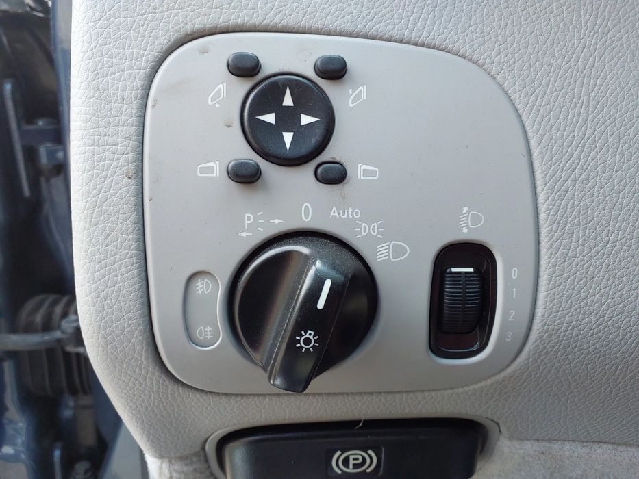 Botão / interruptor de luzes MERCEDES-BENZ CLK (C209)