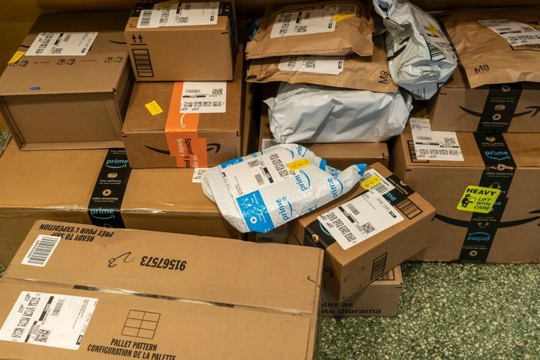 Paczki ze zwrotami DHL, Amazon - pakiet 12 paczek