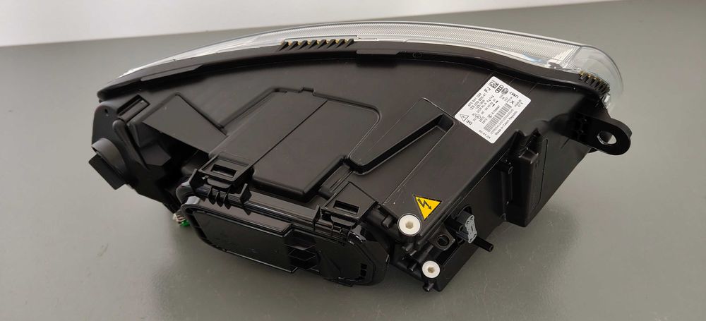 Lampa Przod Led Xenon Skrętny Audi A6 C6 4F Lift 08-11r NOWA Hella