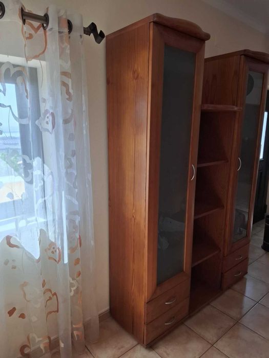 Móvel Cristaleira