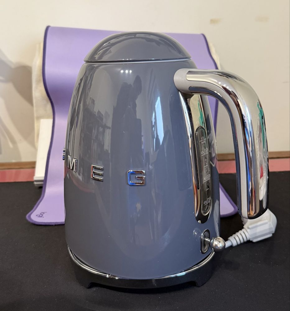 Chaleira Eletrica SMEG 1,7l - Cinza NOVA C/GARANTIA