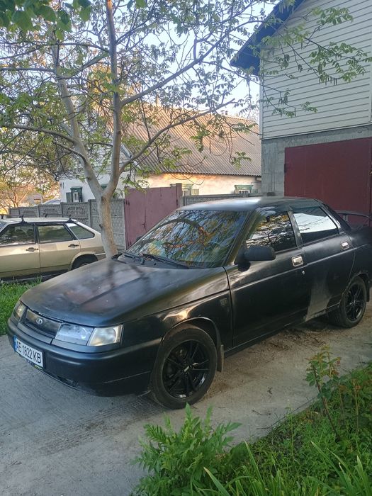 Продам ваз 2110.