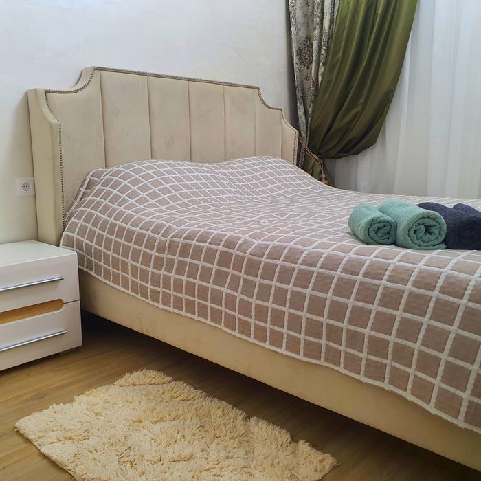 От хозяина! Двухкомнатная квартира на цокольном этаже 35 жемчужины