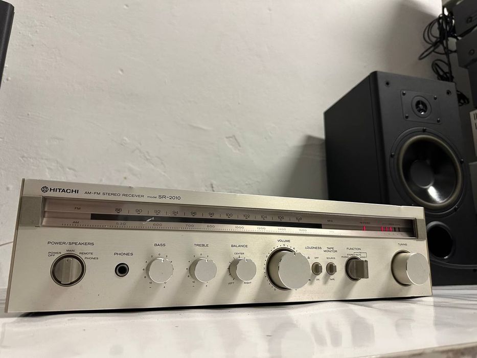 Amplituner Stereo Hitachi SR-2010, Japan