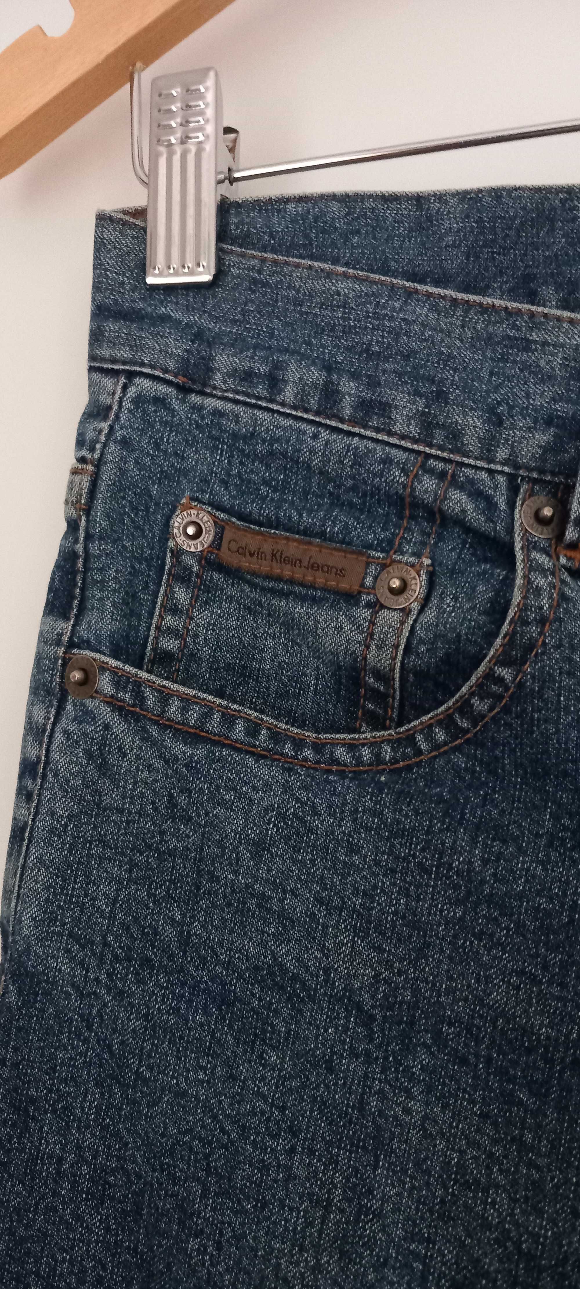 Calças de ganga 7/8 bootcut Calvin Klein XS como novas