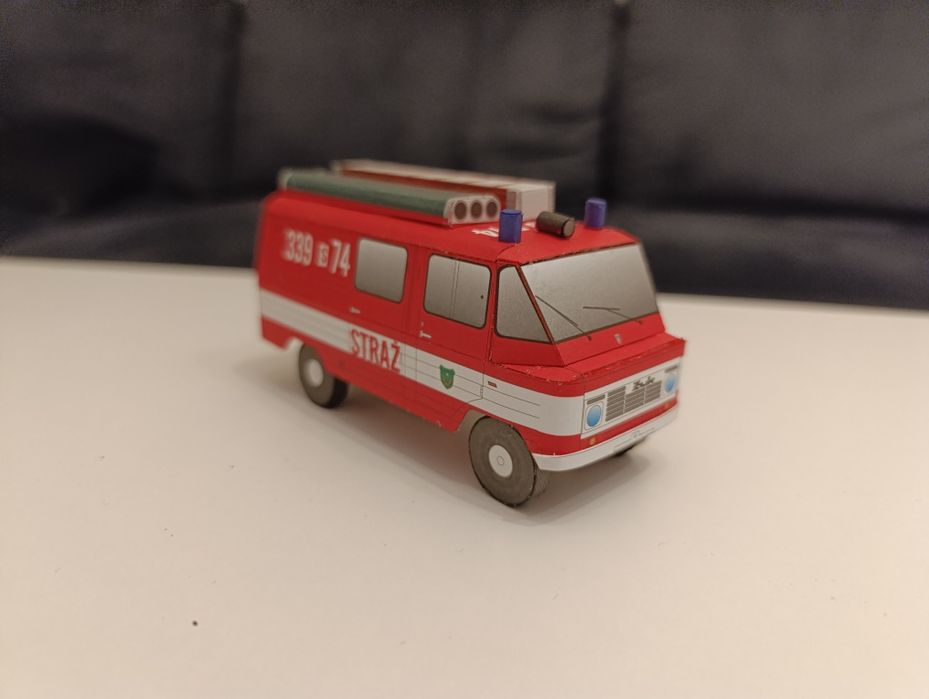 Model kartonowy straż pożarna Żuk