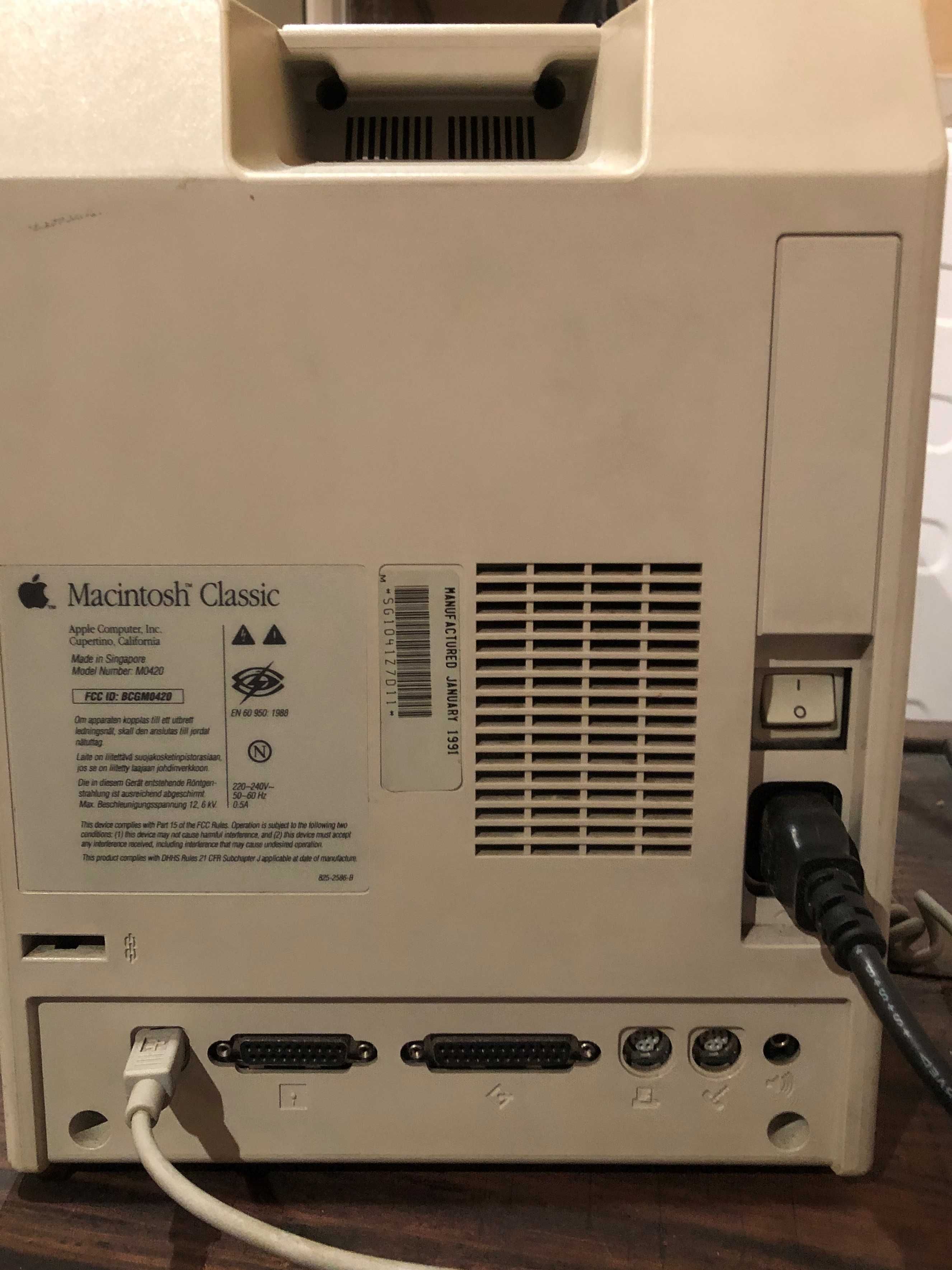 Macintosh Plus 1Mb