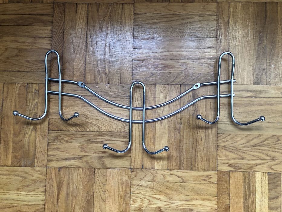 Srebrny wieszak ścienny srebrny na ubrania korytarz, łazienka