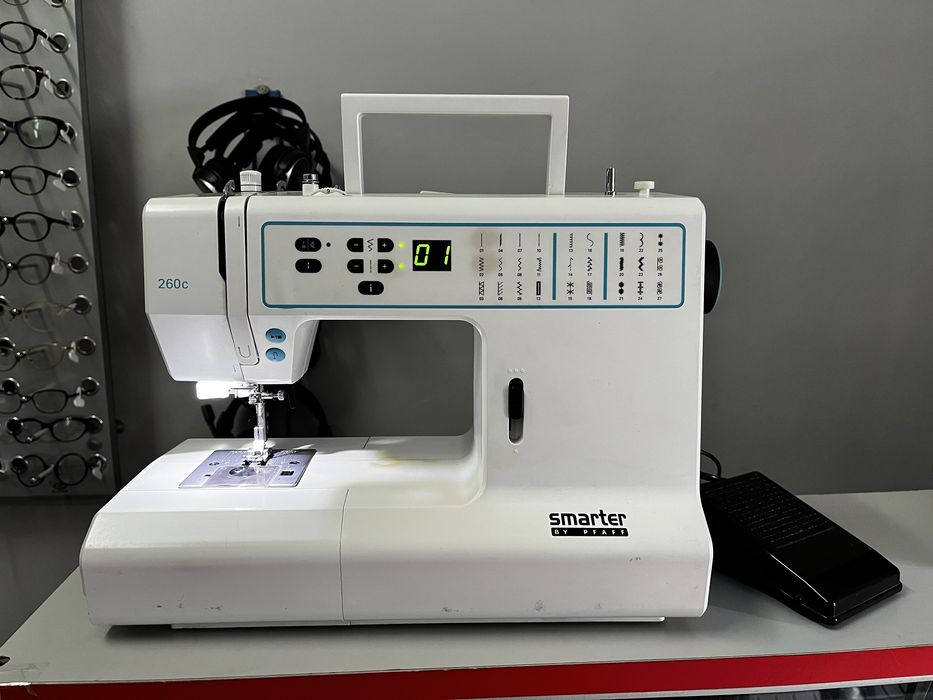 Швейна машинка Pfaff Smarter 260C