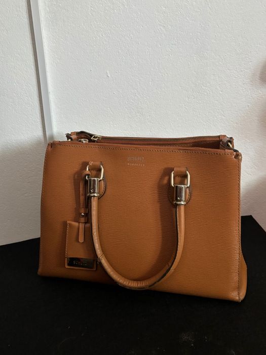 Mala de marca (do brasil)