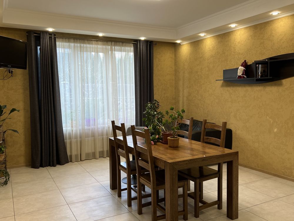ТЕРМІНОВО VIP будинок 300 м² в с. Путрівка ЦІНУ ЗНИЖЕНО