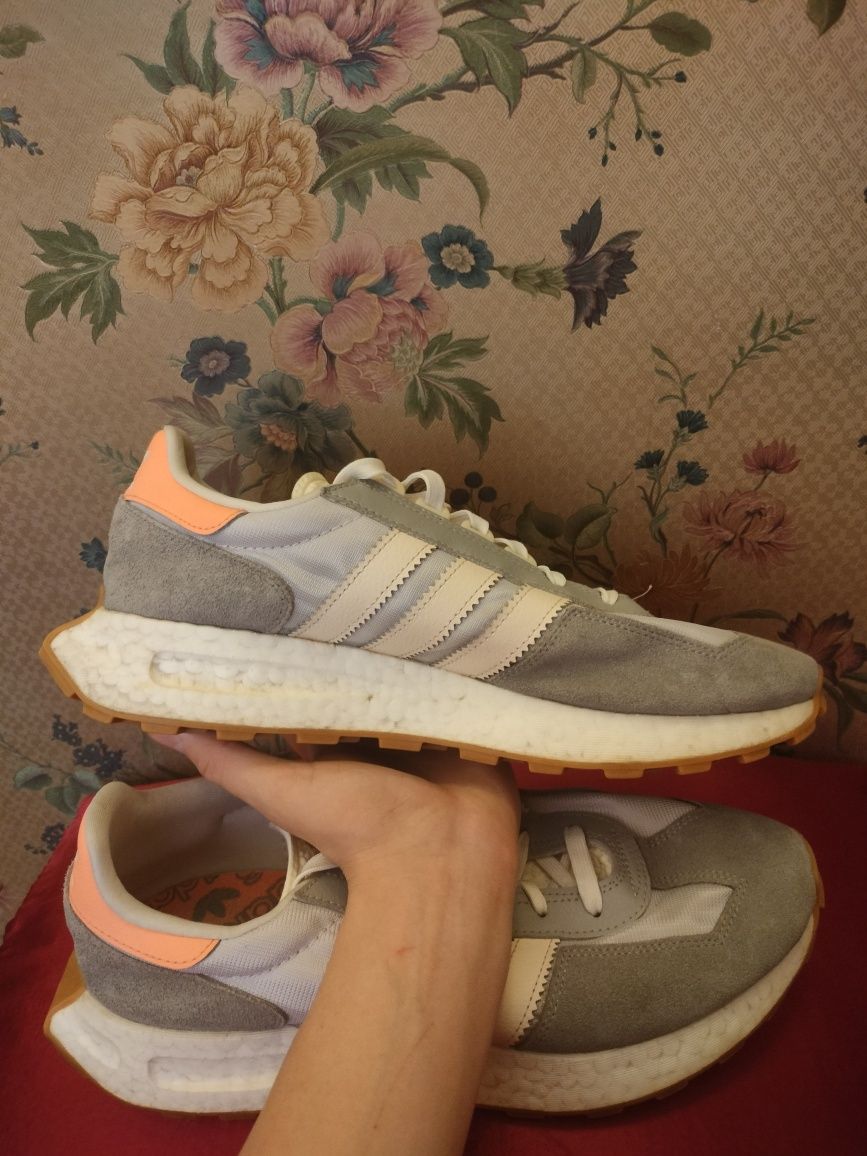 Продам кроссовки adidas Originals RETROPY E5