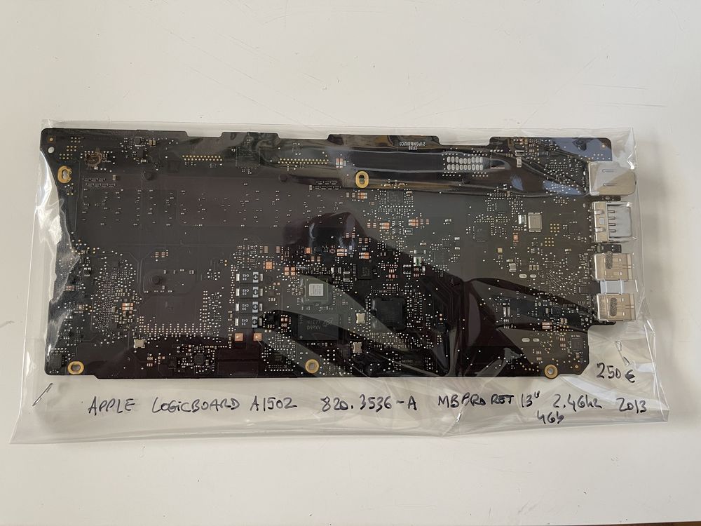 Apple logicboard para A1502, 820.3536.A 2013. - a funcionar