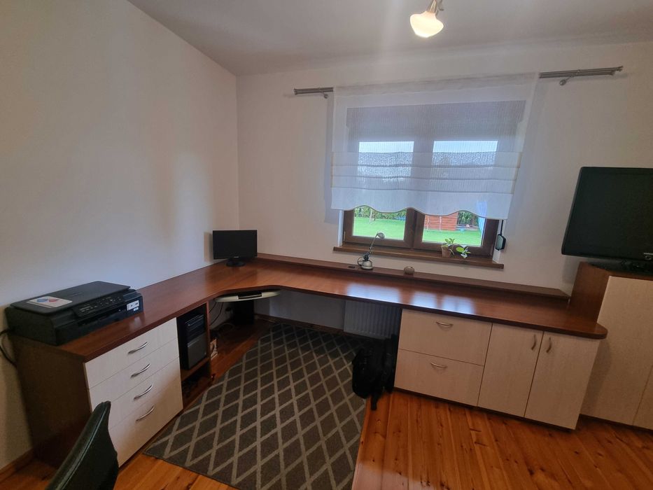 Biurko narożne z komodą