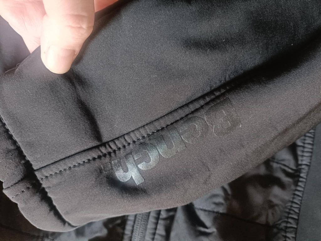 Kurtka damska przejściowa Softshell jacket rozmiar M . Bench