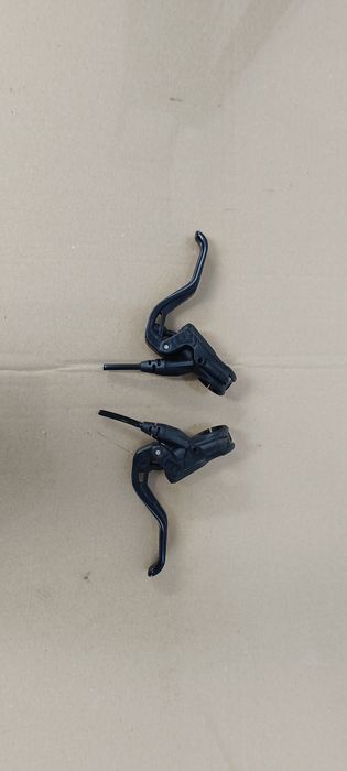 Klamki Magura MT2 . Prawa i Lewa