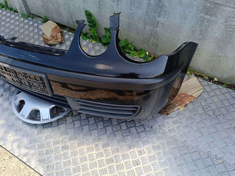 Polo 9N Maska / Zderzak / Lampa Lewy Przód / Prawy Przód / L041 / BDB