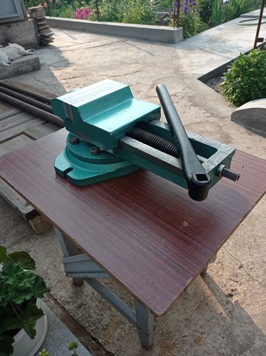 Тиски промислові фрезерно-станочні 200мм СССР нові