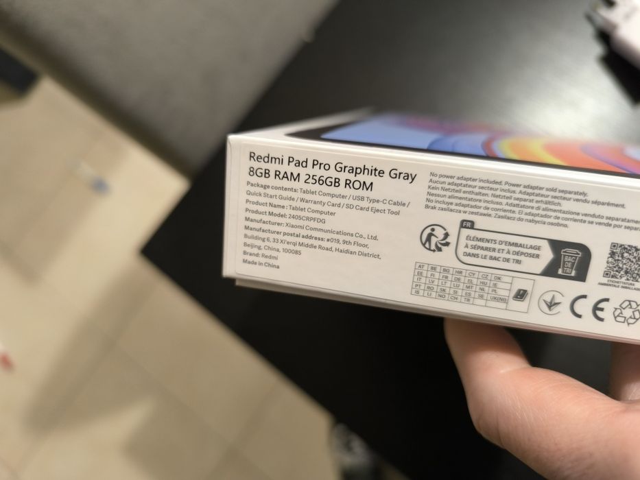 Selling/Trading Xiaomi Redmi Pad Pro 256 GB, Like New with Invoice64729606984194121