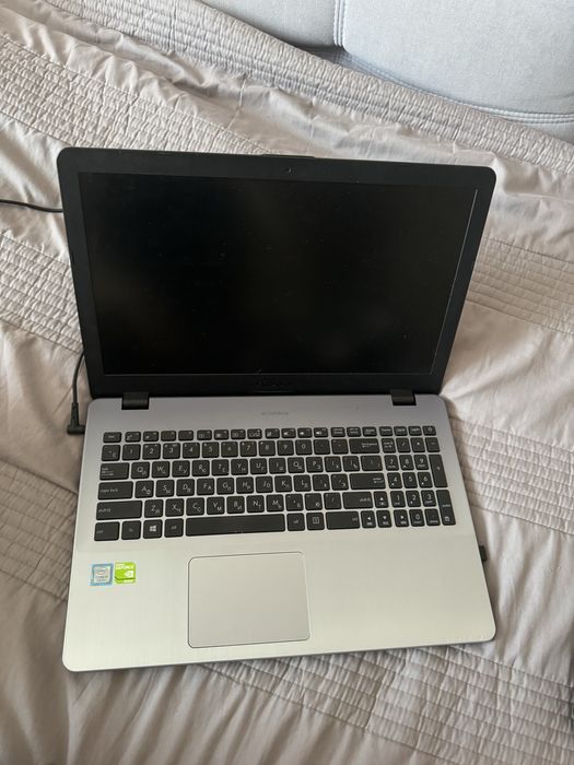 ноутбук Asus X542U 15.6" FHD і5-7200U CPU/GeForce 940MX