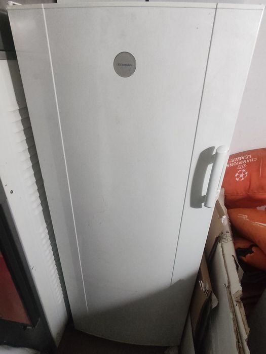 Na sprzedaż lodówka bez zamrażarki