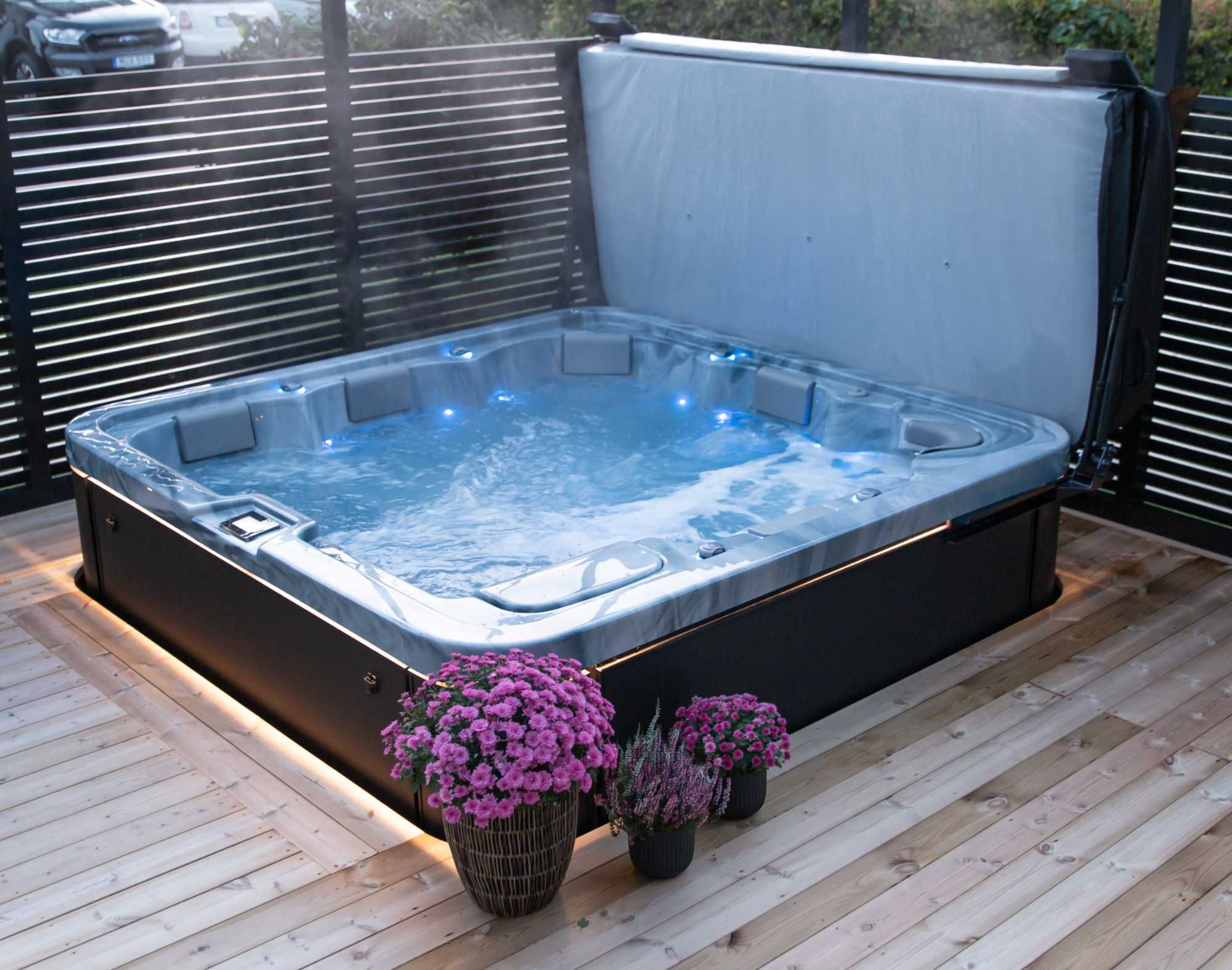 Wanna Jacuzzi Viskan Ronno – Luksusowy hydromasaż dla 6 osób, 16 dysz