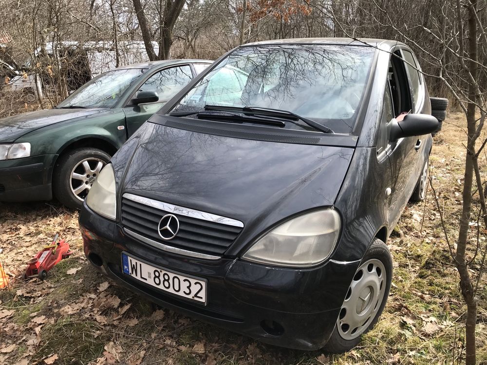 Капот решітка mercedes a class w168 а140 а160 а170 а190 а210