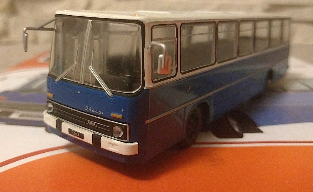 kultowe autobusy PRL-u - Ikarus 260