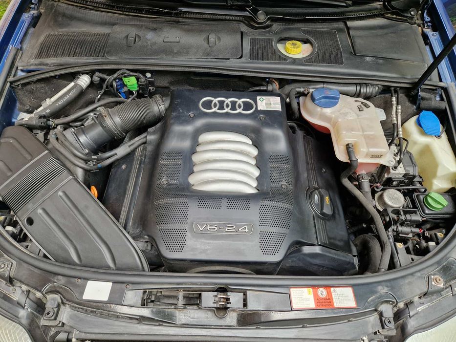 Audi A4 B6 2.4 V6 benzyna 2002r/automat,niski przebieg,subwoofer/