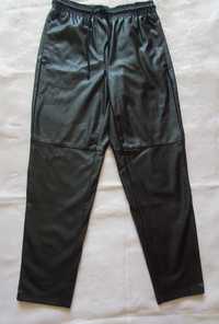 Świetne czarne spodnie z eko skóry 36 Amisu