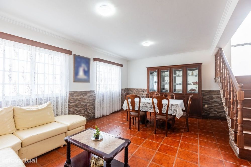 Casa Geminada - Mosteiros