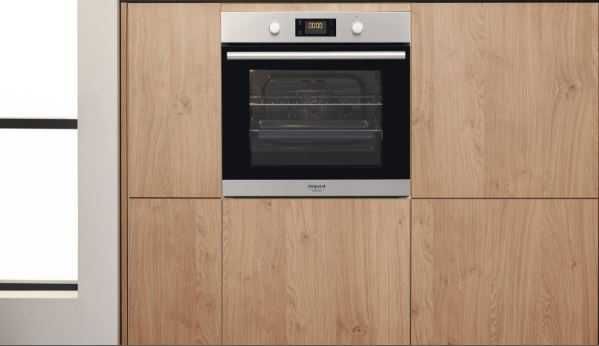 Forno Elétrico de Encastre Hotpoint Ariston