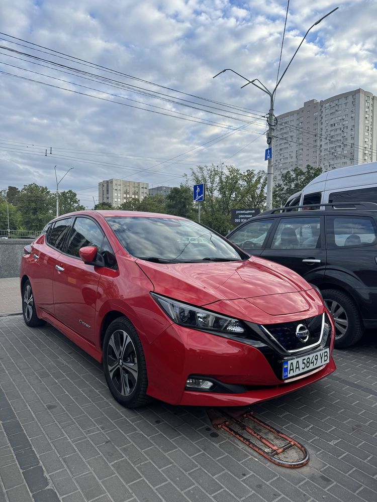 Nissan leaf 2019р 40 khW